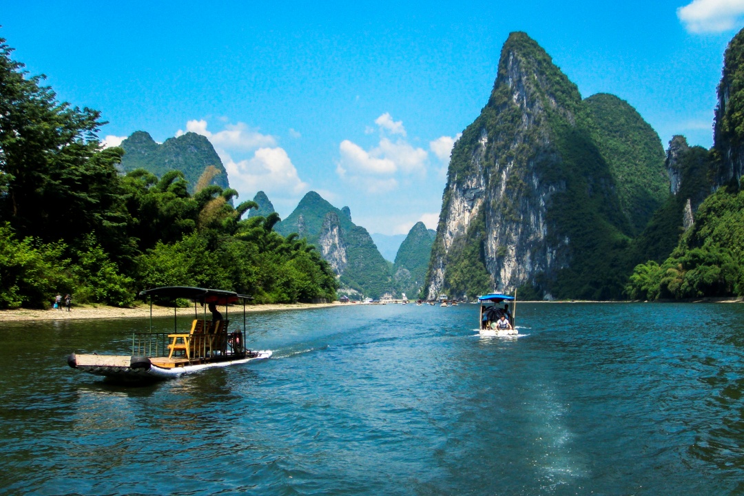 9-Day China Essence Tour, Beijing + Guilin + Shanghai