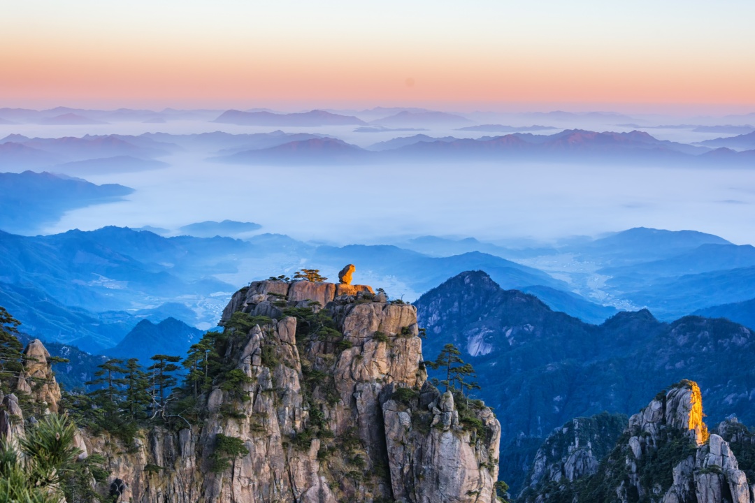 3-Day Yellow Mountain, Village & Culture Immersion in Huangshan